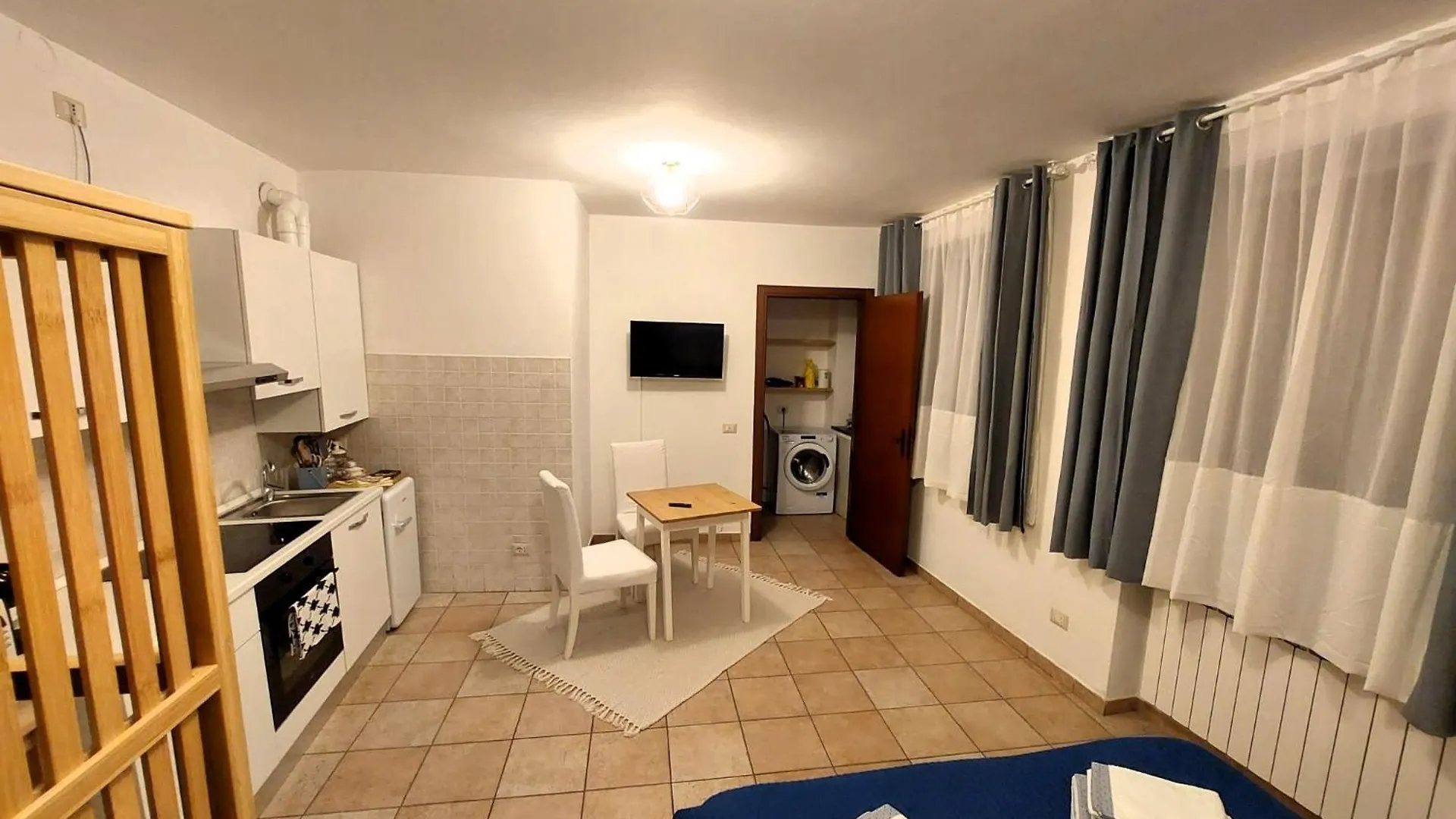 Casa Di Corte A Milano 0*, Milan